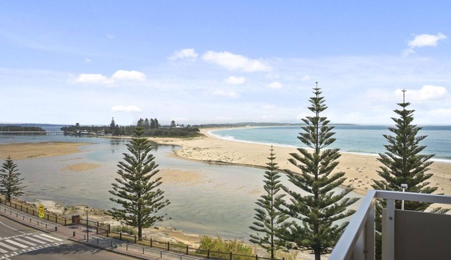 Tasman Towers - Unit 13