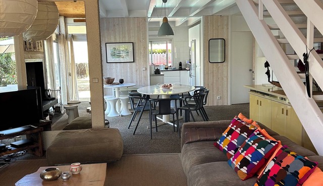 Taussat: Two steps from the beach, renovated Villa "Poupille" sleeps 9