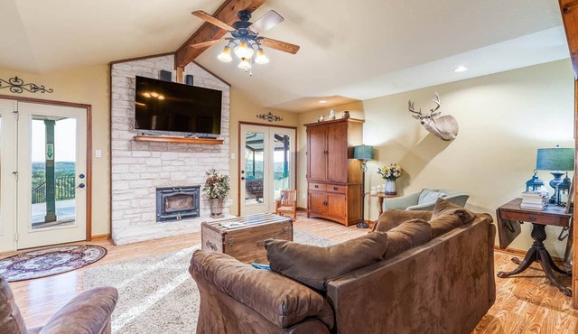 Tawnya’s Secret Hideaway | 20-Mile Views