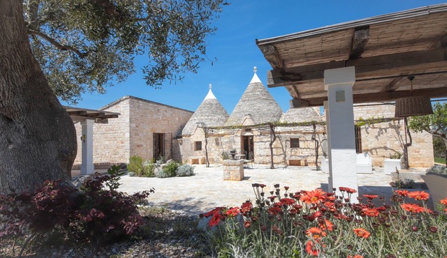 TD Trulli di Montaltino with Stunning Huge Pool