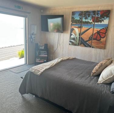 Te Mata Bay Seaviews