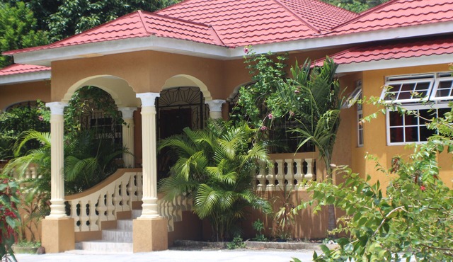 Teejay's rustic retreat