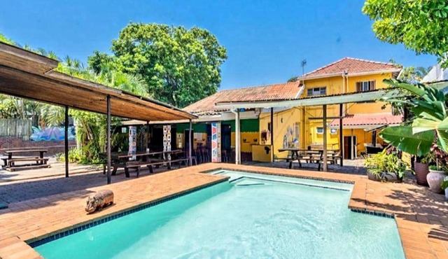Tekweni Backpackers