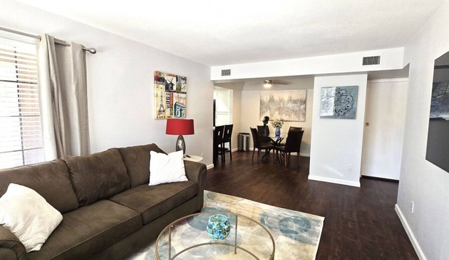 Tempe 2Bdrm 2Ba by Papago Park A101