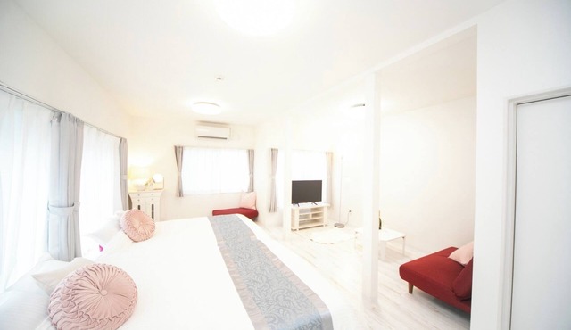 Temporary house can accommodate up to 12 people/Awaji Hyōgo