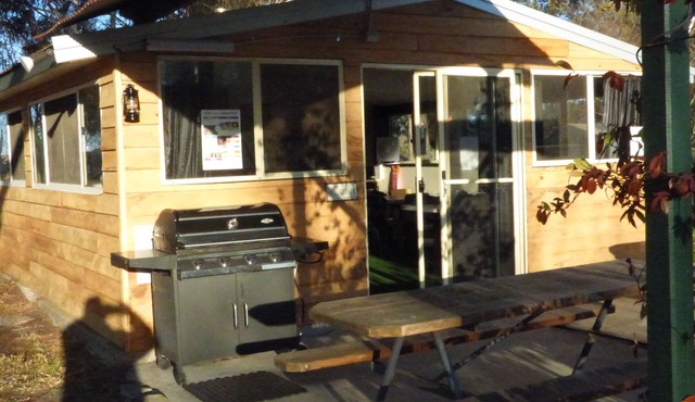 Tenterfield Lodge and Caravan Park