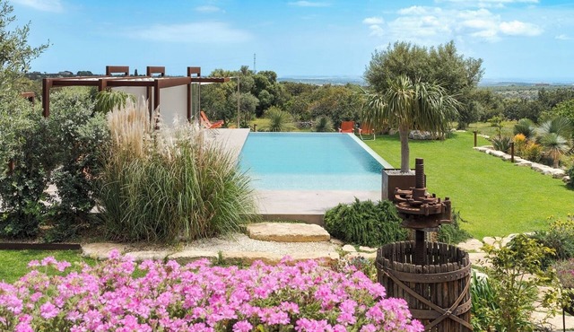 Tenuta Del Sole, elegant Sicilian estate