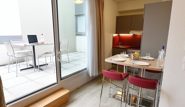 Terrasse privée | Apprt climatisé proche du centre