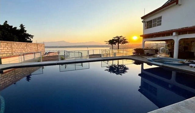 Terraza del Lago