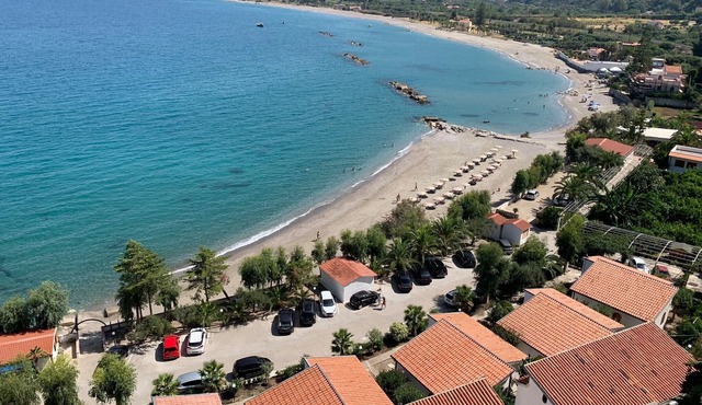 Testa di Monaco Natural Beach