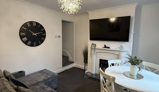 Tettenhall Village Terrace