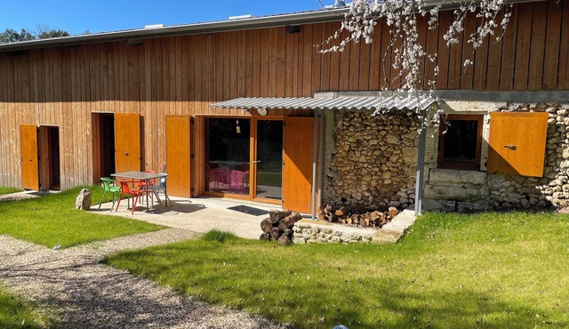 Théveny, Le Levant