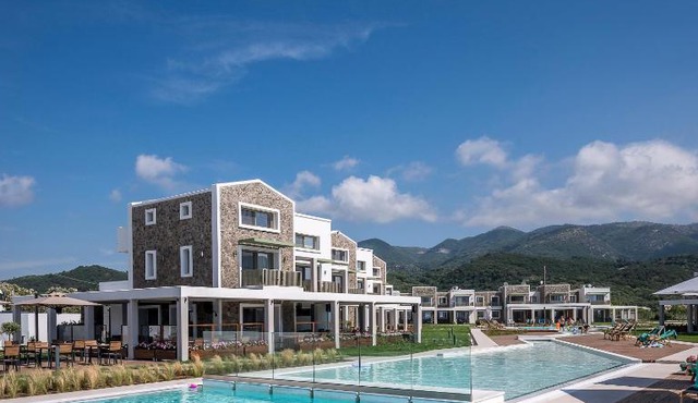 Thalassa Suites