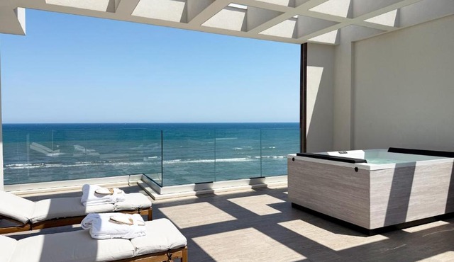 THALORA - Luxury Apartments
