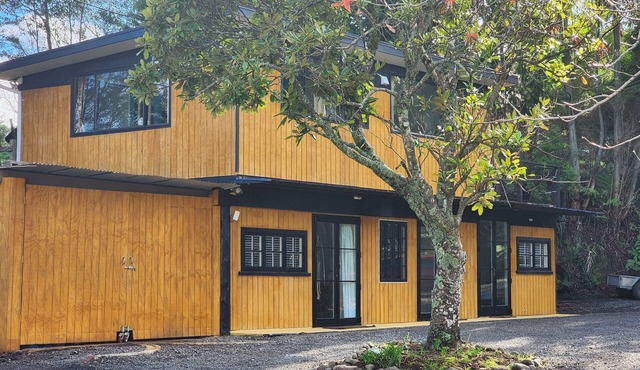 Thames River Valley Studio Retreat 1