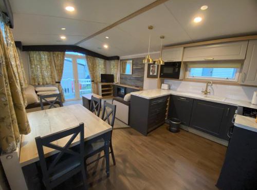 Thameside Suite