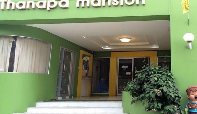 Thanapa Mansion - Hostel