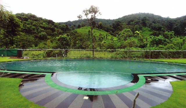 Thazaa Resorts