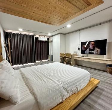 The 2nd Floor