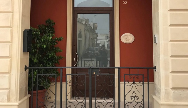 THE ANCIENT RESIDENCE OF THE GRANDPARENTS - TOURIST APARTMENT