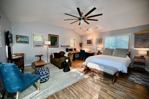 The Artist’s Studio | Guesthouse in Saugerties