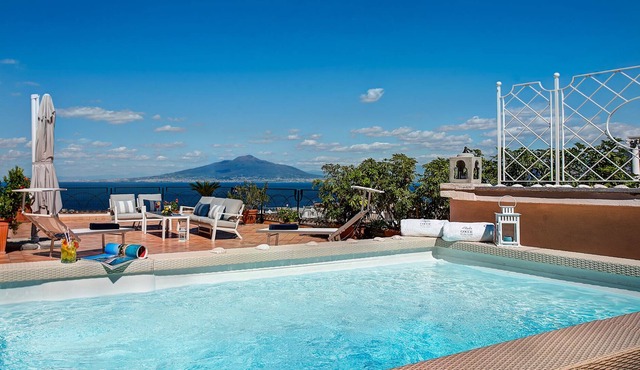 The Attic Sorrento - Rooftop Pool and Water Views