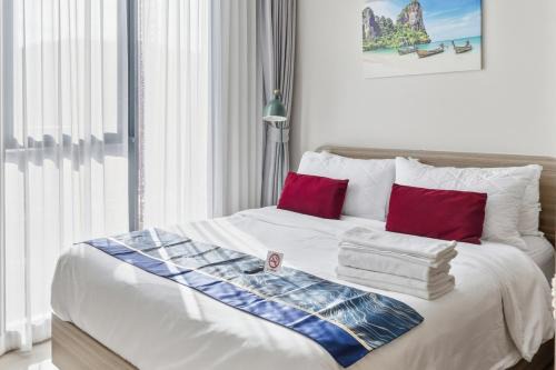 THE BASE Rise Resort Style 1 & 2 Bedrooms