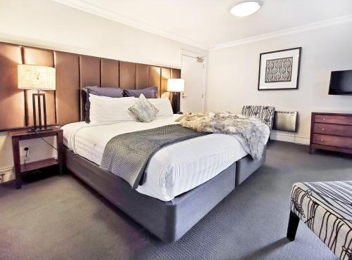 The Beacon - Luxe Studio Unit