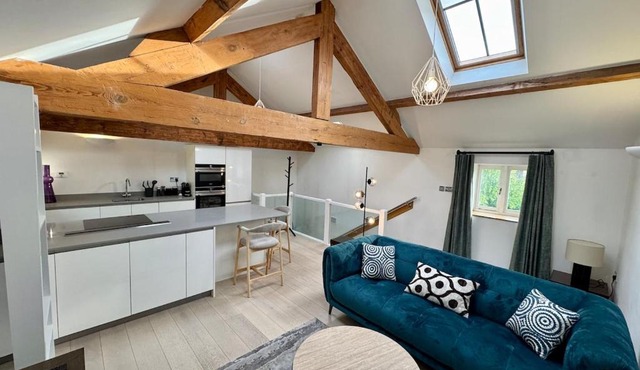 The Beams Boutique Loft Retreat