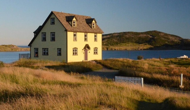 The BEST in the BIGHT.LOCATION & LUXURY!