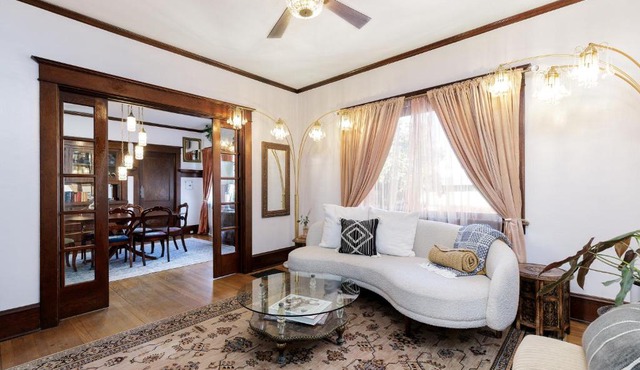The Betty - A 1920s Vintage Bungalow