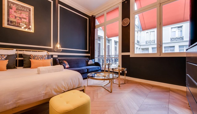 The Blue Elysées Suite
