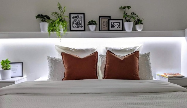 The Botanical 304
