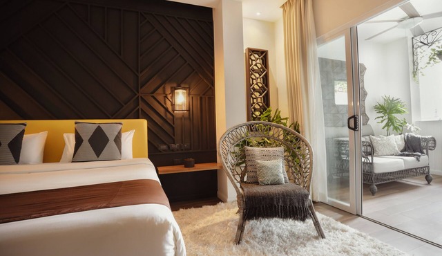 The Bourke Hotel