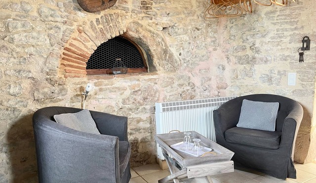 THE BREAD OVEN