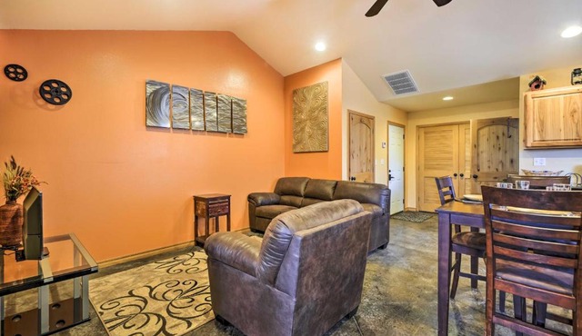 The Bunkhouse at Rolling Meadows Ranch w/Grill!