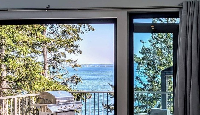 “The Cabanas on Bowen 2 – Perched Above the Ocean