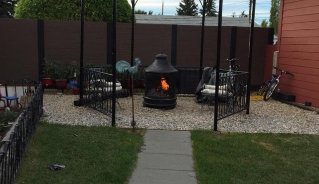 The Calgary Hub hostel style Home