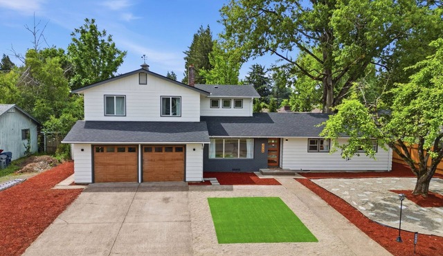 The Canopy Home Eugene Retreat Near UO & Autzen