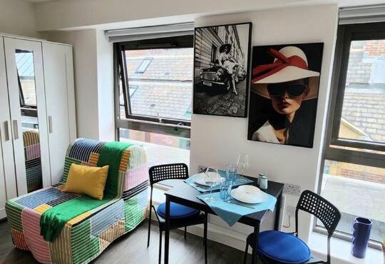 The Chapel Walk Studio - City Centre - Sleeps 3
