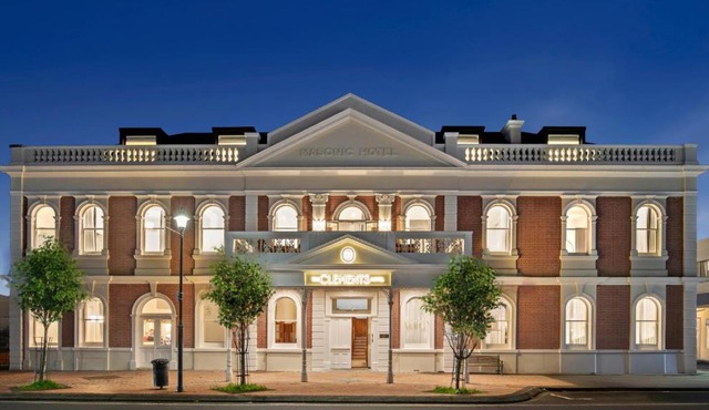The Clements Hotel