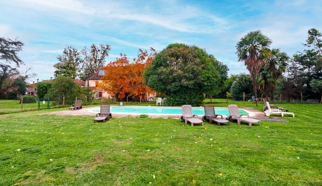 The Coach House - Avec piscine partagée