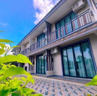 The Coco Grand Chalet
