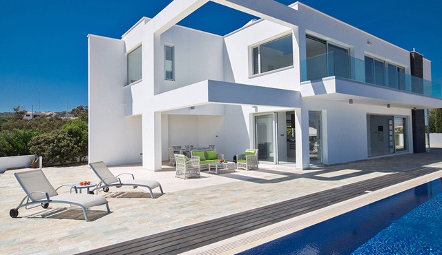 The Complete Guide to Renting Your Exclusive Holiday Villa in Protaras with Private Pool and Close to the Beach