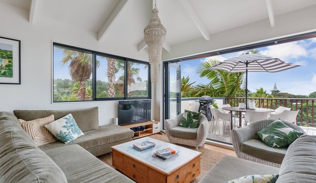 The Condo at Palm Beach - Sun-filled 3 Bedroom Holiday Villa - Palm Beach