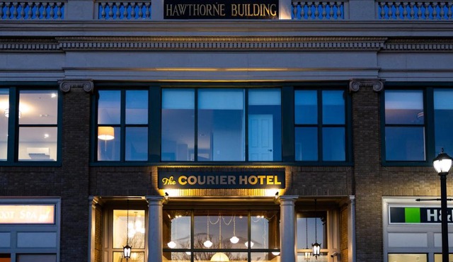 The Courier Hotel