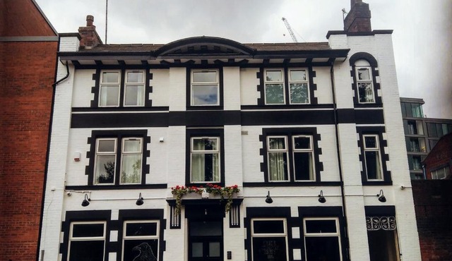 The Crow Inn
