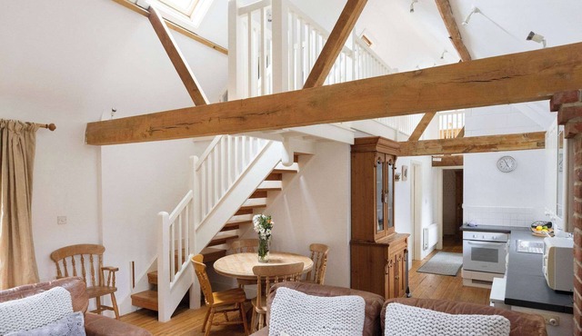 The Dairy - Spacious 3 bed barn in Sidlesham