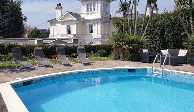 The Devon Court