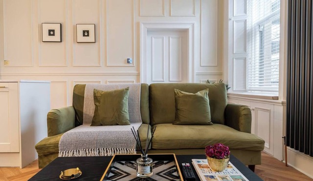 The Devonshire Suite - Your 5 Star West End Stay!